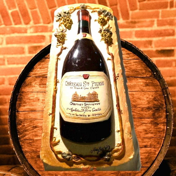 Mary Beth Zeitz Signed 2  70' Wine Bottle Resin 3D Wall Plaques Merlot Sauvignon - Picture 7 of 8